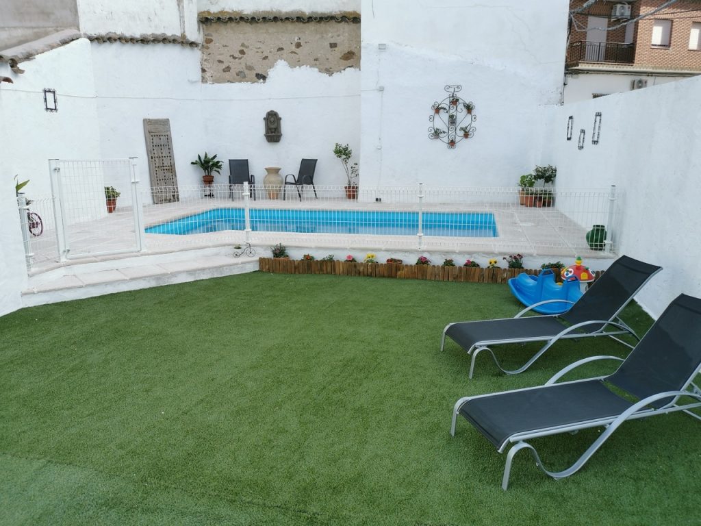 piscina-almenas-del-cid-en-tamano-grande